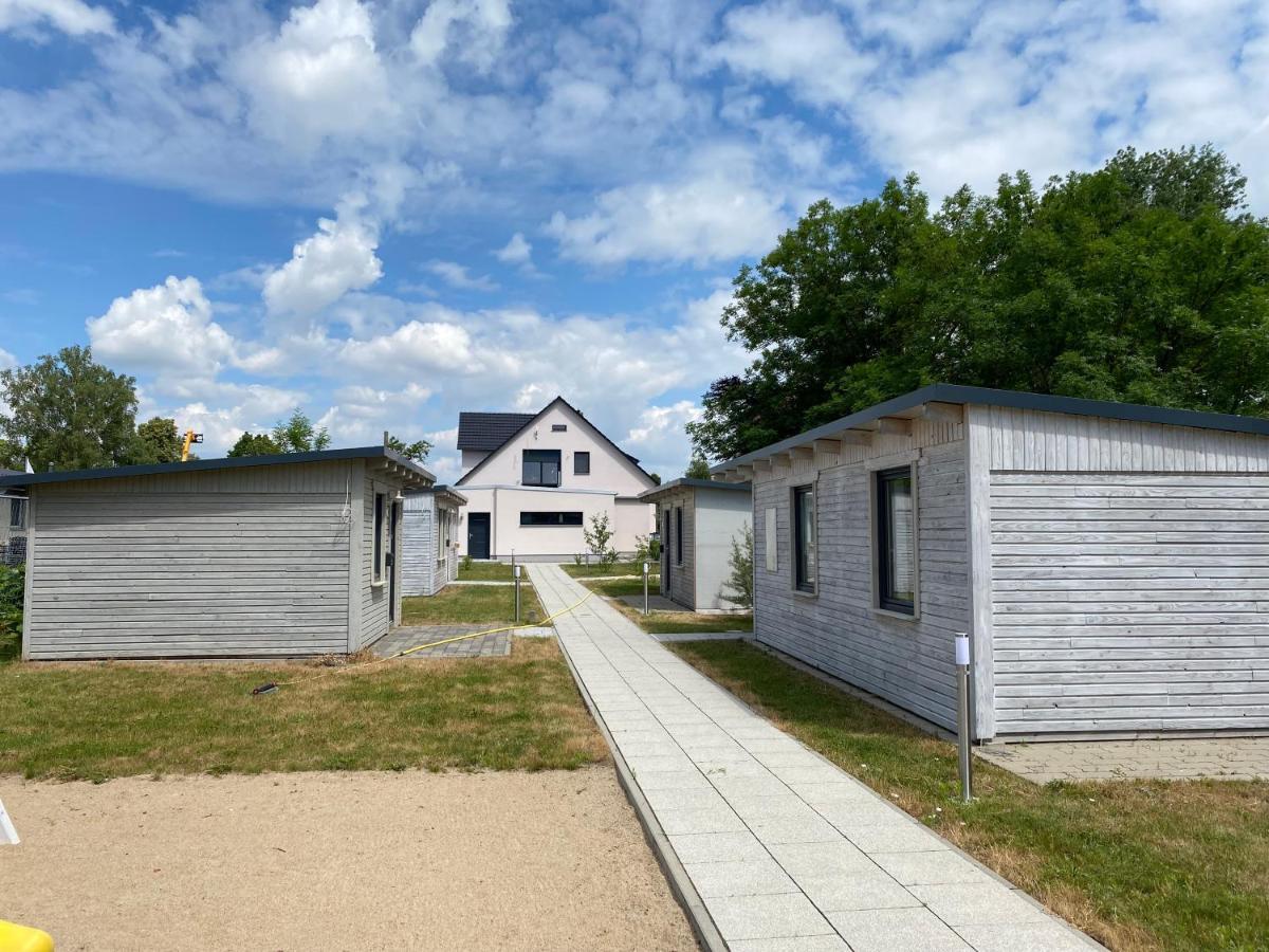 La Maison Pritzwalk - Bett & Bike Buitenkant foto