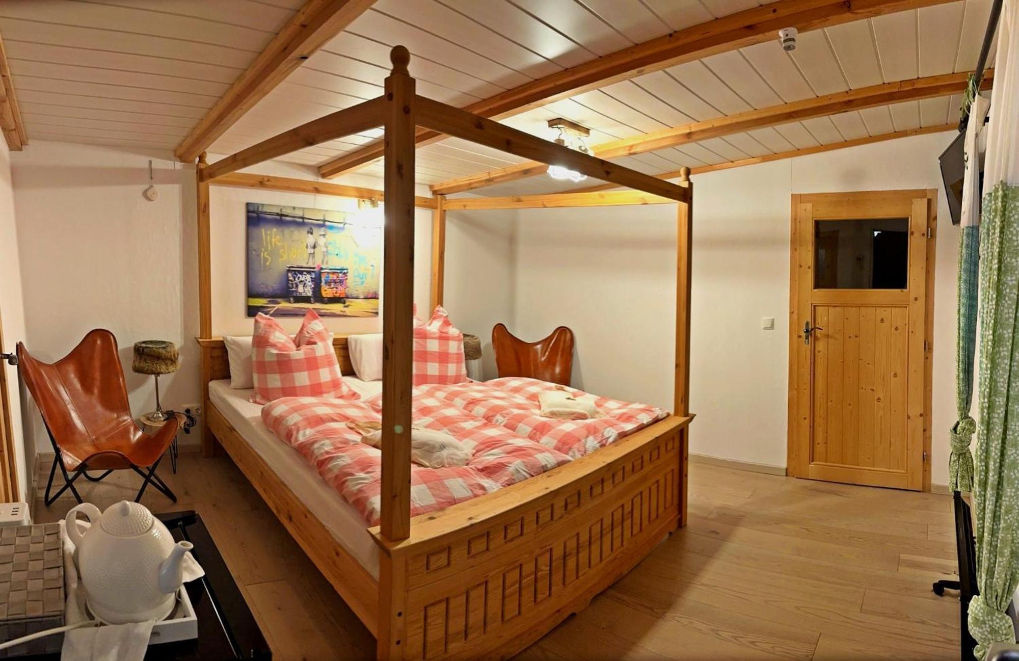 La Maison Pritzwalk - Bett & Bike Buitenkant foto